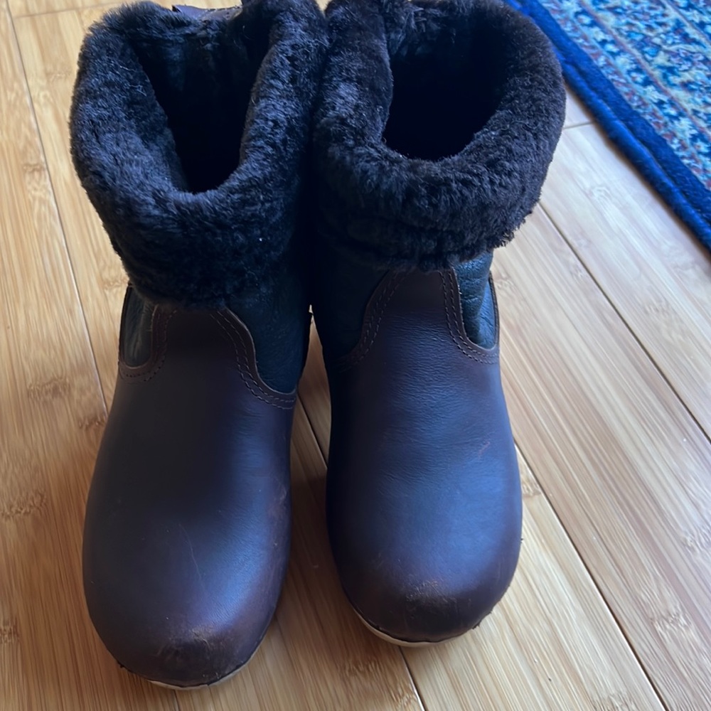 Sven clog boots shearling lined - size 37